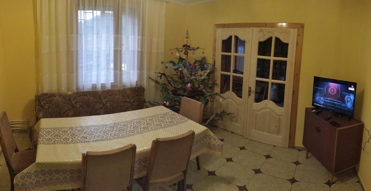 Гірська Роса Apartment Verkhniy Yasenov Exterior photo
