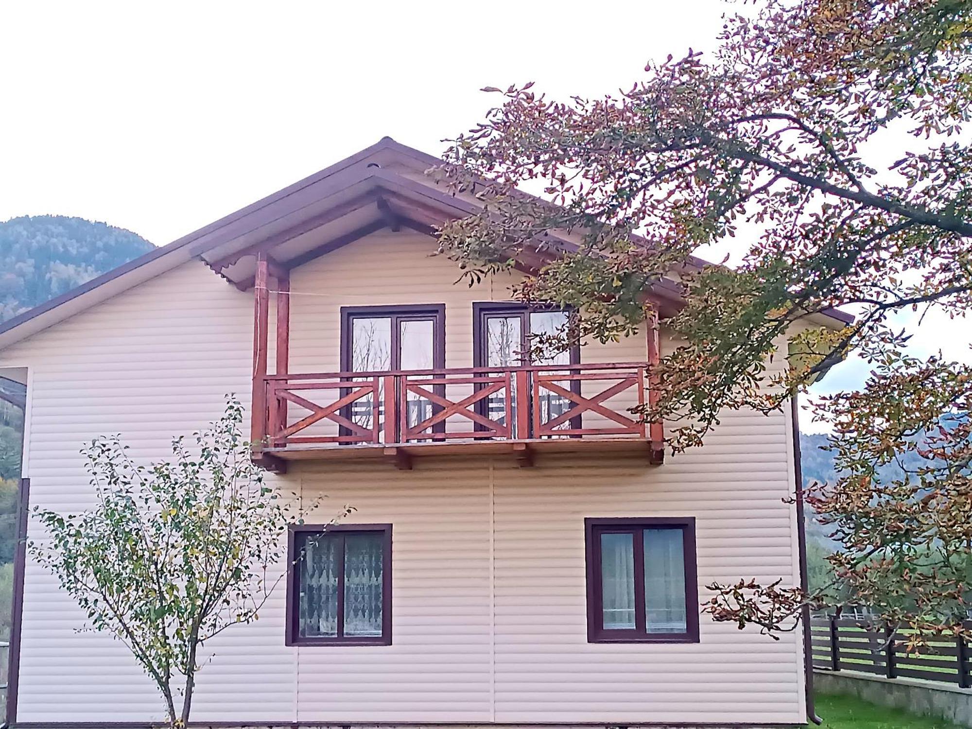 Гірська Роса Apartment Verkhniy Yasenov Exterior photo